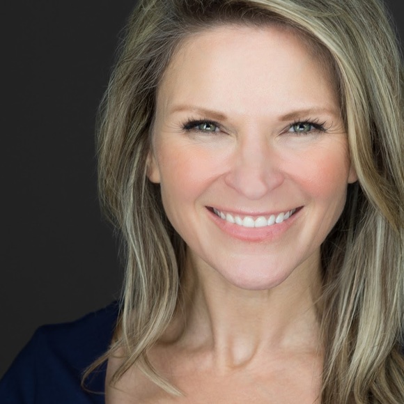 Meet your Posher, Shelley - Picture 1 of 1